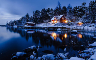 House lake snow trees night 2 - a house free wallpaper