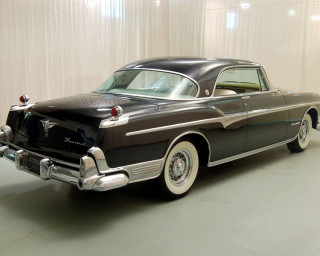 Black white car garage white - vintage free wallpaper