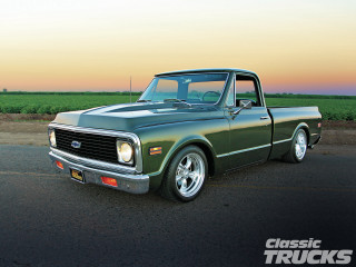Green truck sunset cornfield road - the side of a road free wallpaper