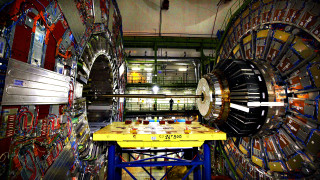 Large machine yellow table cityscape - yellow free wallpaper