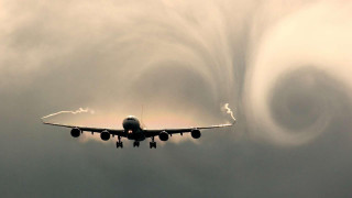 Plane cloud mist jetliner opart - free airplane wallpaper