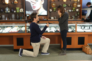 Man woman jewelry store display - a man and woman free wallpaper