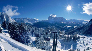 Ski lift snowy mountain trees 2 - a bright sun free wallpaper