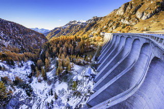 Large dam mountain range trees - christo free wallpaper