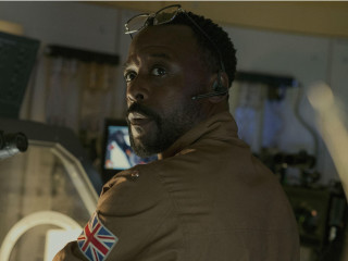 Man tan jacket british flag - british free wallpaper