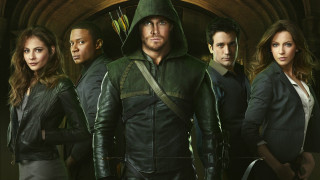 Arrow cast dark room bow - a bow free wallpaper