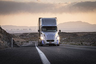 Semi truck mountains sunset dawn - a semi truck free wallpaper