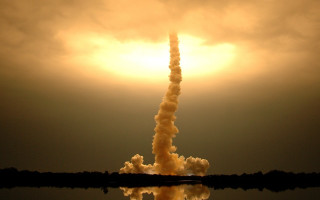 Tall tower smoke sun background - tall tower free wallpaper