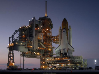 Space shuttle night display truck - space free wallpaper