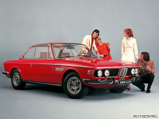 People red car hood up - a red car free wallpaper