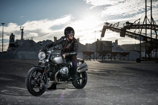 Man helmet motorcycle parking lot - a man in a helmet free wallpaper