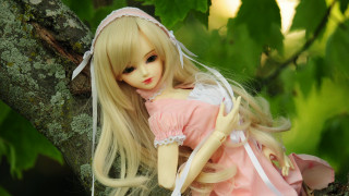 Doll tree branch pink dress - a white ribbon free wallpaper