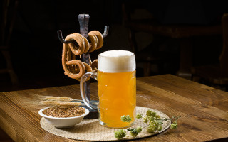 Beer pretzels table spoon spoonrest - adolf bierbrauer free wallpaper