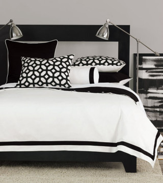 Bed black white pillows headboard - a bed free wallpaper