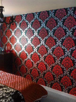 Bedroom red black wallpaper roses - a bedroom free wallpaper