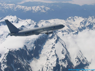 Military plane mountain range snowy - a mountain range in the background free wallpaper