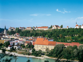 City river hill church background - ernst free wallpaper