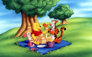 Winnie the pooh friends picnic - under a tree free wallpaper