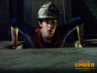 Man helmet laying ground hands - his hip free wallpaper