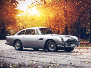 Silver car forest autumn leaves - a silver car free wallpaper