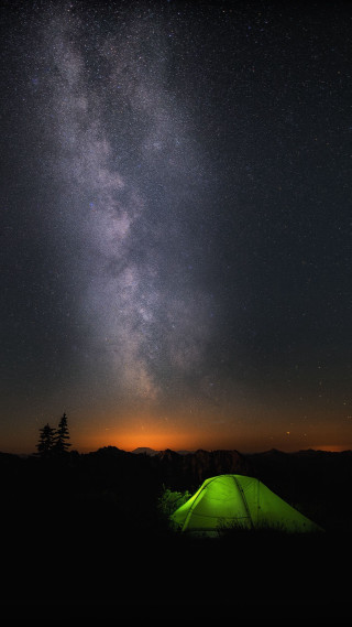 Tent lit night stars mountains - the star free wallpaper