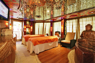 Room two beds tv buddha - rembrandt free wallpaper