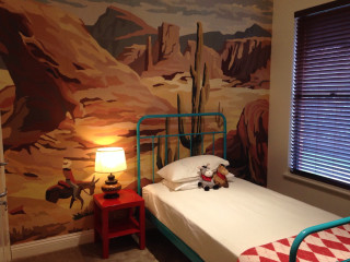 Bedroom bed painting lamp table - naive free wallpaper