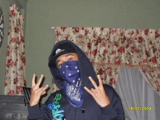 Blue hoodie blue scarf green - a person free wallpaper