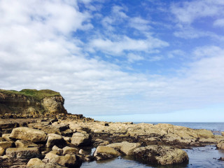Rocky shore ocean cliff cloudy - a rocky shore free wallpaper