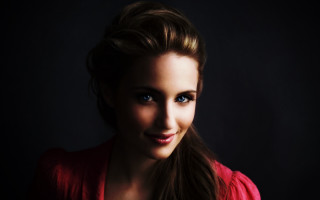 Woman ponytail smiling camera black - visual art free wallpaper