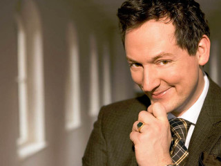 Man suit tie smiling hand - andrew bell free wallpaper