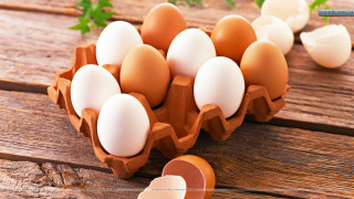 Carton of eggs wooden table - anne rigney free wallpaper