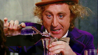 Man top hat pouring wine - fantastic realism free wallpaper