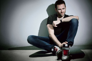 Man sitting floor foot shoe - david lazar free wallpaper