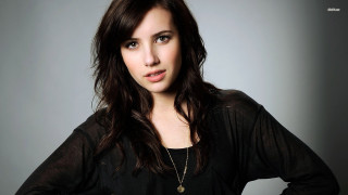 Alice mason woman black shirt - pretty free wallpaper