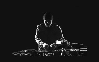 Man black hat djing turntable - headphone free wallpaper