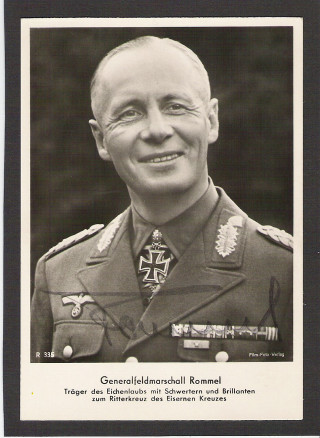 Man uniform smiling black white - frame free wallpaper