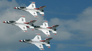 Jets flying formation clouds smoke - formation free wallpaper