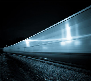 Train speeding night motionblur berndfasching - night time free wallpaper