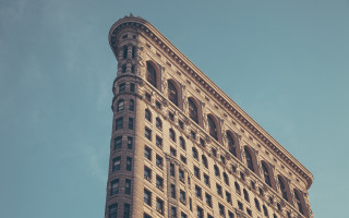 Tall building clock sky background 6 - a tall building free wallpaper