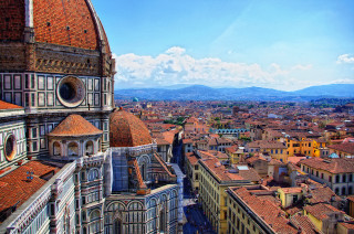 City high view buildings mountains - a high point of view free wallpaper