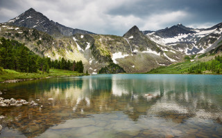 Mountain lake rocks trees cloudy - caspar wolf free wallpaper