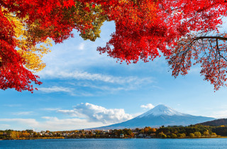 Lake mountain red leaves blue - japan aimitsu free wallpaper