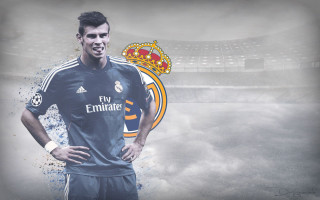Man soccer ball crown field - top of its free wallpaper