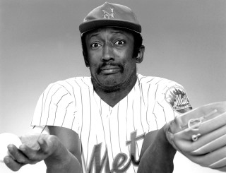 Man baseball uniform holding bat - cliff childs free wallpaper