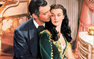 Man woman green dress kissing - doris blair free wallpaper