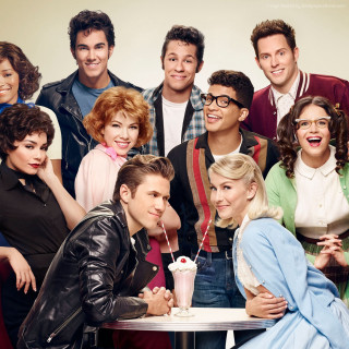 Group posing drinks black jacket - free vintage wallpaper