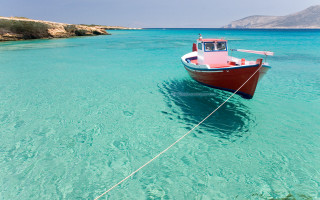 Boat rope ocean mountain sunny - exekia free wallpaper