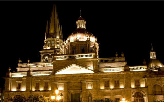 Large building clock tower night 12 - a clock tower free wallpaper