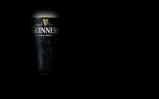 Guinness can black background light - optical free wallpaper